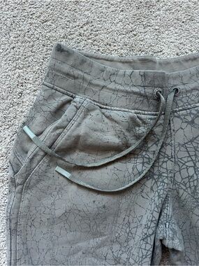 Lululemon Cracked-Print Olive Jogger